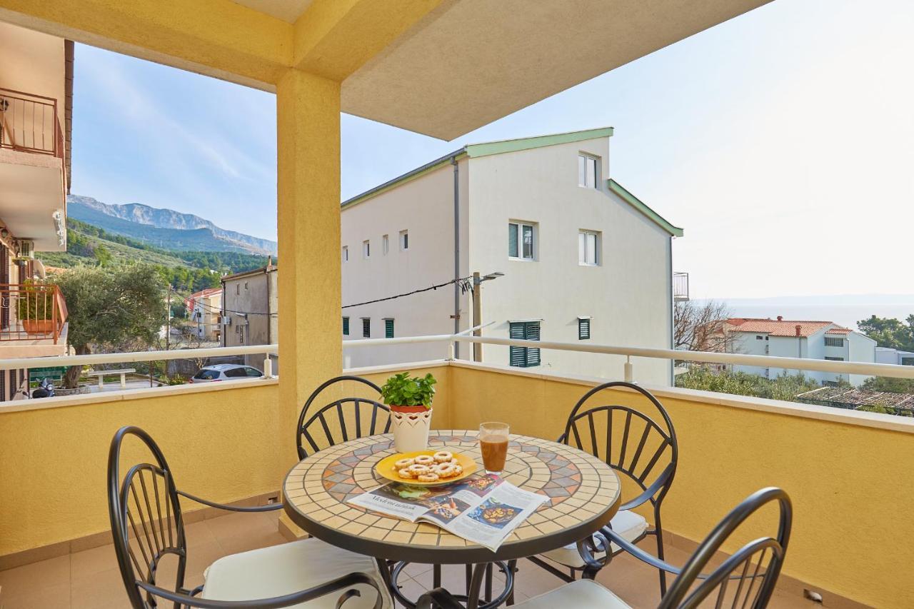 Apartments Zelic Tučepi Eksteriør billede