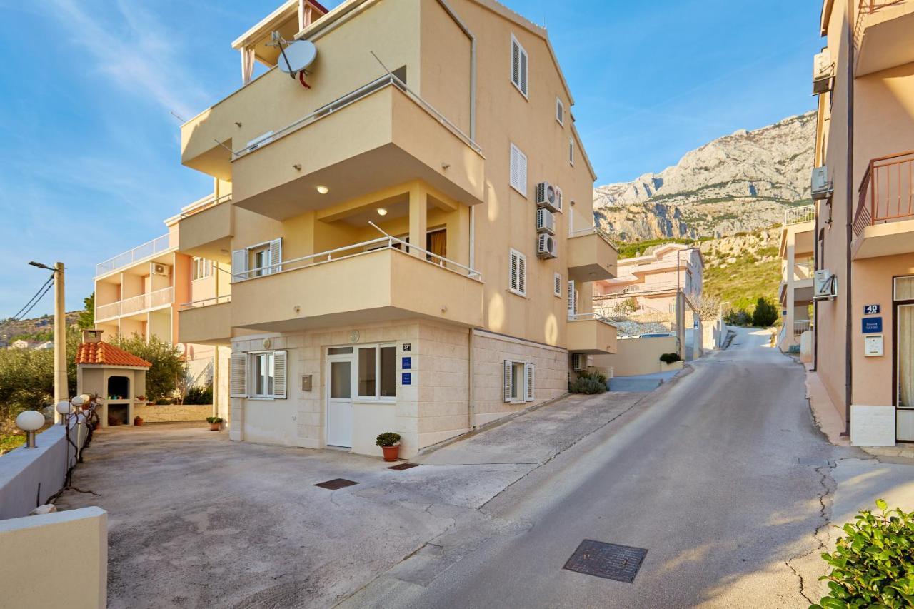 Apartments Zelic Tučepi Eksteriør billede