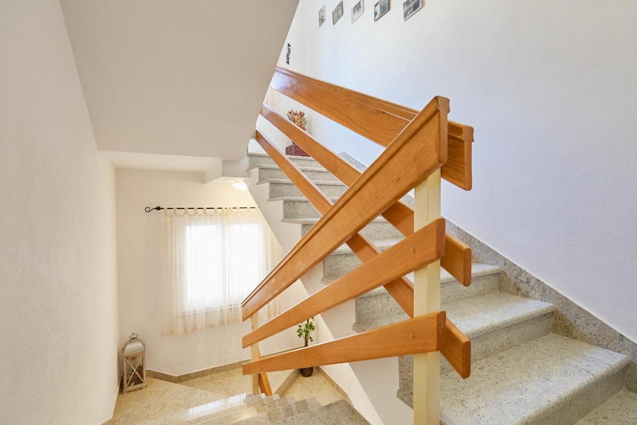 Apartments Zelic Tučepi Eksteriør billede